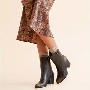 Oasis Society Equestrian Ankle Boots Brown Size 9 NWT